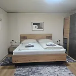 Alpenlandhaus Menardi Aparthotel 4*