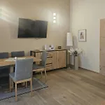 Alpenlandhaus Menardi Aparthotel Seefeld in Tirol