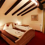 Alpenlandhaus Menardi Seefeld w Tirolu