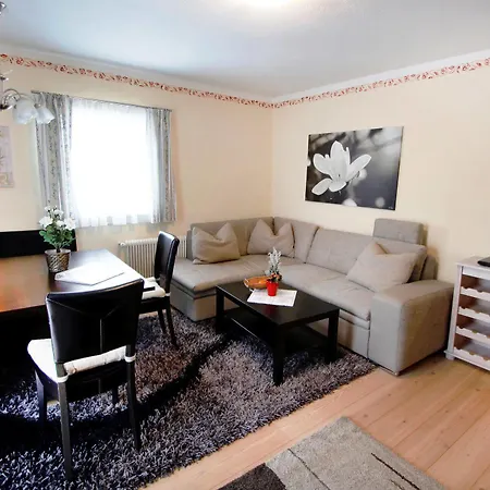 Alpenlandhaus Menardi Апарт-отель 4*