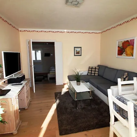 Appart hôtel Alpenlandhaus Menardi 3*