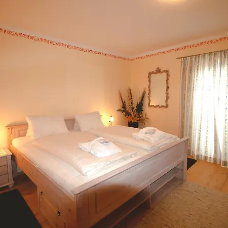 Appart hôtel Alpenlandhaus Menardi 3*