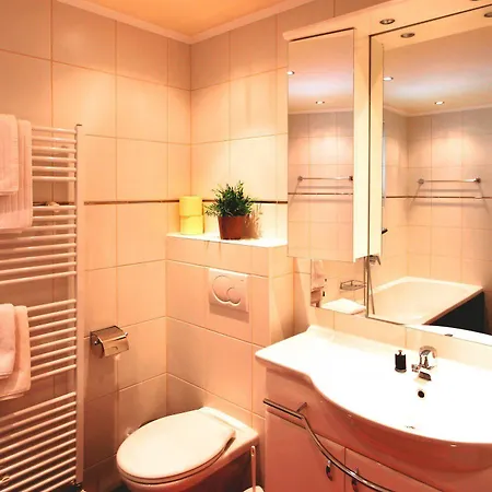 Alpenlandhaus Menardi 4*