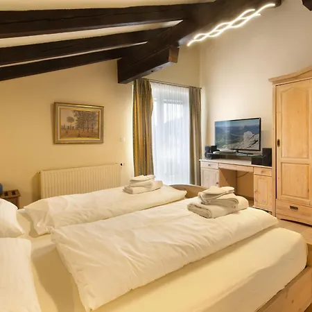 Alpenlandhaus Menardi 4*