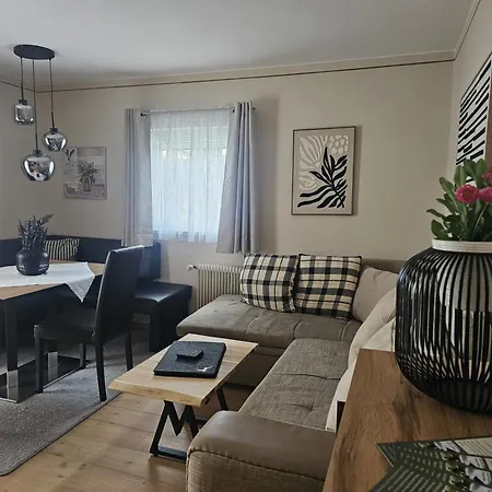 Apartmanhotel Alpenlandhaus Menardi