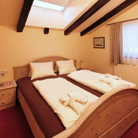 Alpenlandhaus Menardi 4*