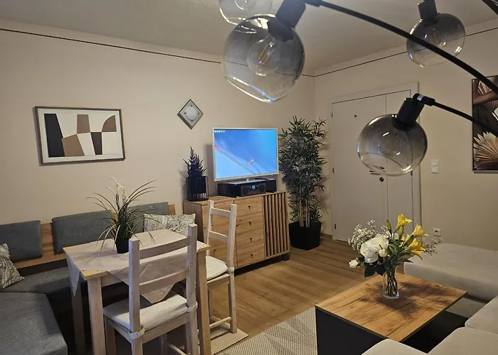 Alpenlandhaus Menardi Aparthotel