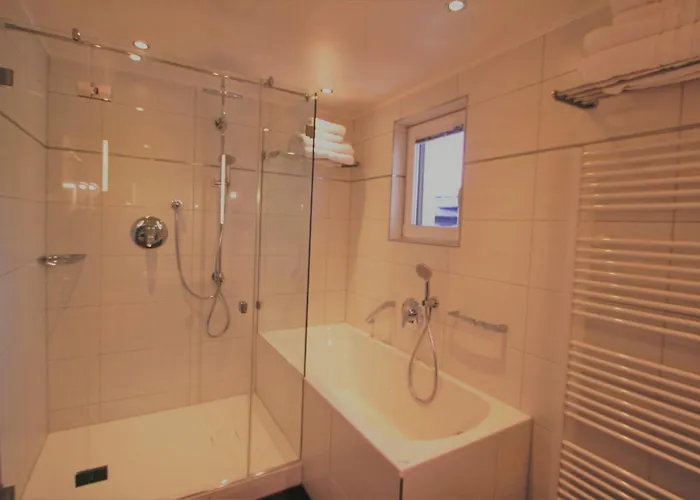 Alpenlandhaus Menardi Aparthotel